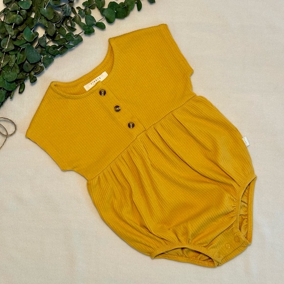 NWOT FIRSTS by petit lem St Tropez Modal Bubble Romper size 18M - Picture 1 of 9